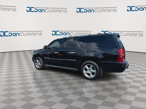 Used 2013 Chevrolet Suburban LTZ AWD/4WD image 6