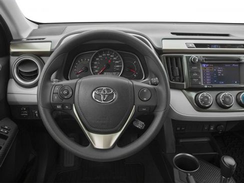 Used 2013 Toyota RAV4 XLE image 6