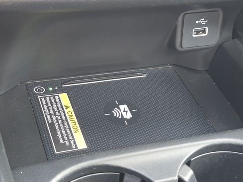 Used 2024 Honda HR-V EX-L image 10