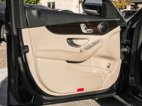 Used 2018 Mercedes-Benz C 300 Sedan image 48