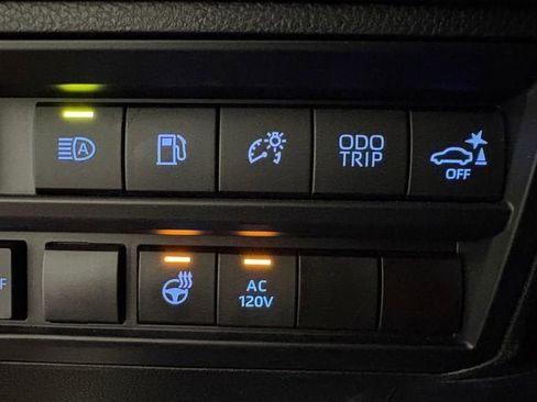 Certified 2024 Toyota Sequoia Platinum image 20