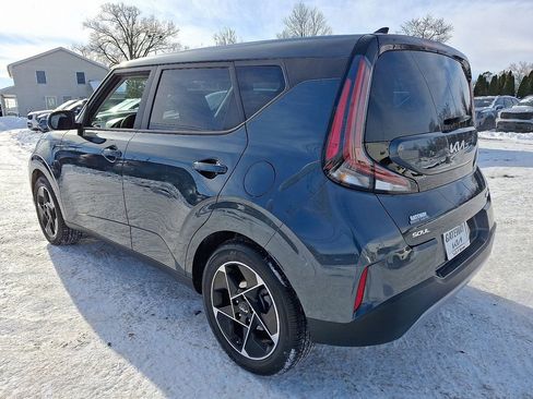 Certified 2025 Kia Soul EX image 5