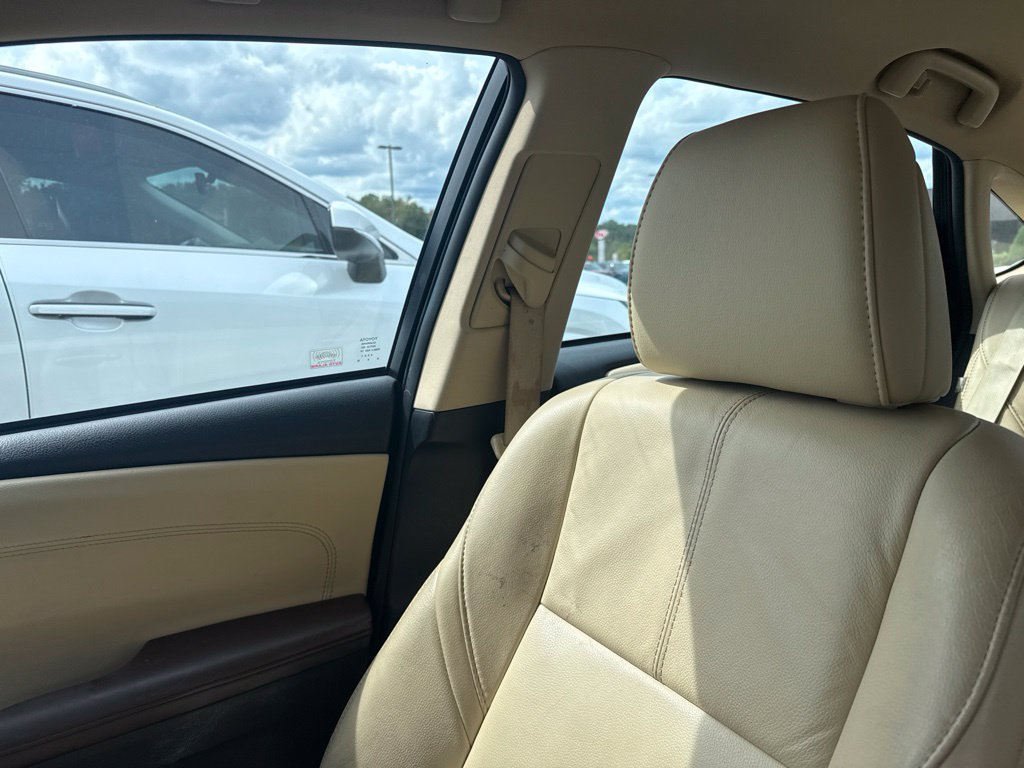 Used 2014 Toyota Avalon XLE Touring FWD image 5