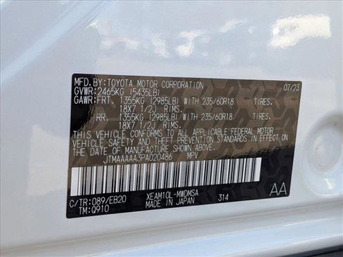 Used 2023 Toyota bZ4X XLE image 25