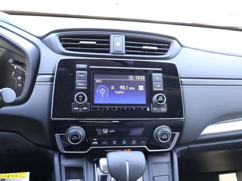 Used 2017 Honda CR-V LX image 19