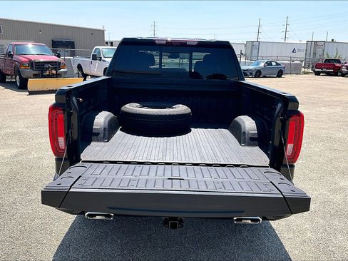 Used 2026 GMC Sierra 1500 Denali w/ Technology Package AWD/4WD image 19