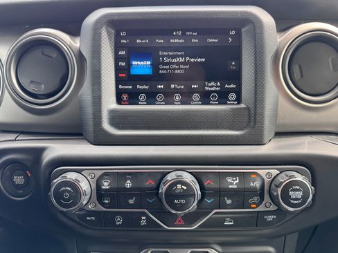Used 2021 Jeep Wrangler Unlimited Sport image 19