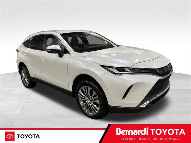 Certified 2023 Toyota Venza XLE AWD/4WD image 1