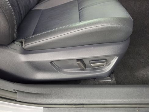 Used 2026 Toyota Camry XSE FWD image 32