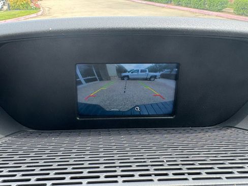 Used 2018 Ford Transit 150 XL RWD image 22