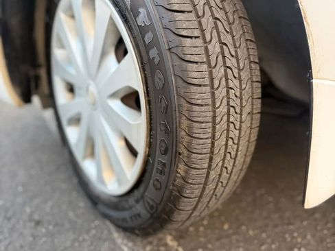 Used 2016 Nissan Versa S image 15