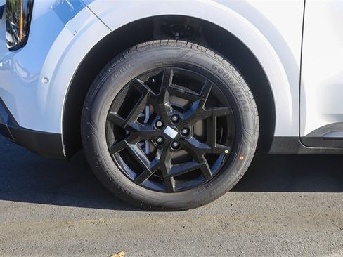 New 2026 Kia Carnival SX Prestige image 12