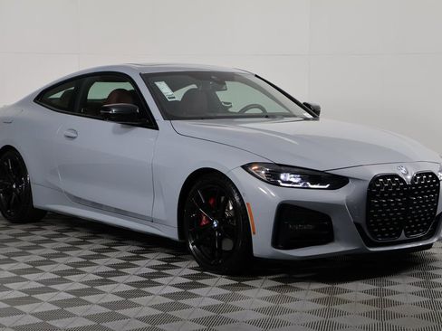 Used 2024 BMW 430i Coupe w/ M Sport Package image 3