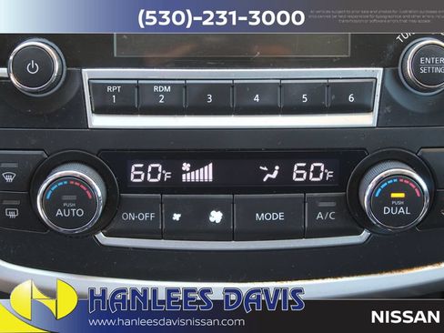 Used 2016 Nissan Altima 2.5 SV w/ Convenience Package FWD image 23