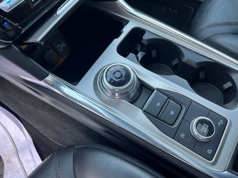 Used 2023 Ford Explorer Platinum w/ Technology Package image 26