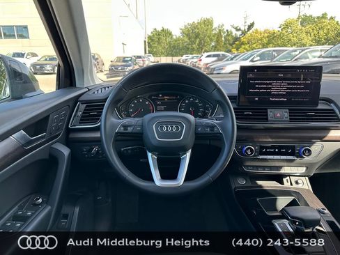 Used 2023 Audi Q5 2.0T Premium w/ Convenience Package AWD/4WD image 21