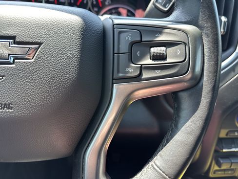 Used 2021 Chevrolet Silverado 1500 LT Trail Boss w/ Convenience Package II image 19