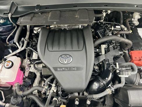 Used 2024 Toyota Grand Highlander AWD image 27