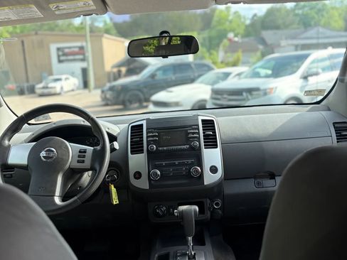 Used 2013 Nissan Xterra S w/ Value Package AWD/4WD image 19