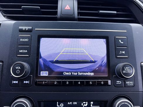 Used 2019 Honda Civic LX image 4