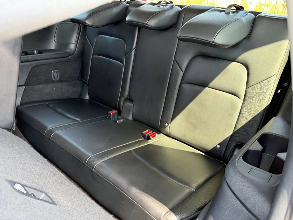 Certified 2023 Nissan Pathfinder SL FWD image 24