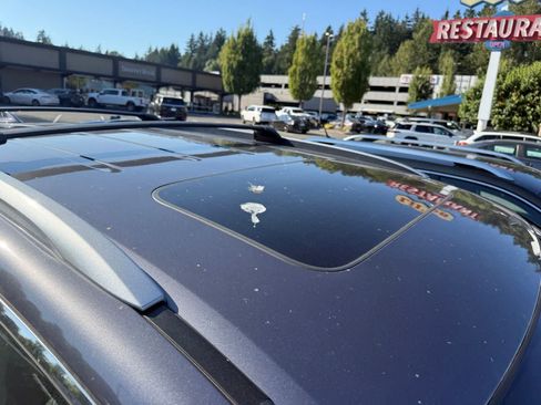 Used 2019 Honda Pilot Touring image 5