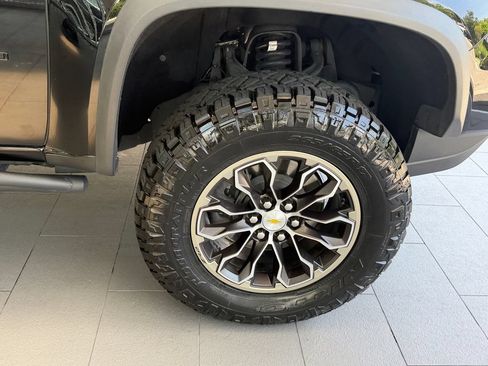 Certified 2022 Chevrolet Colorado ZR2 AWD/4WD image 19