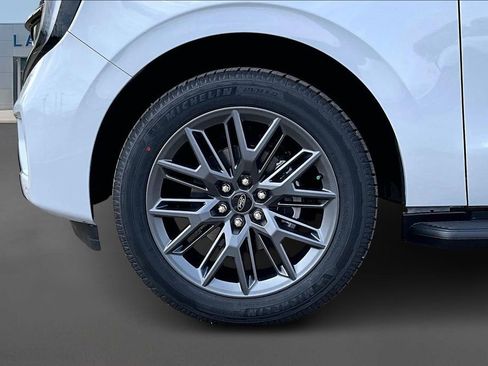 New 2026 Ford Expedition Platinum w/ Stealth Appearance Package AWD/4WD image 14