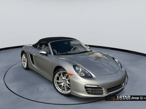 Used 2013 Porsche Boxster RWD image 3