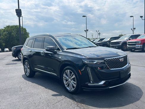 Used 2024 Cadillac XT6 Premium Luxury AWD/4WD image 8