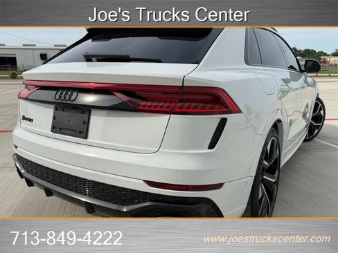 Used 2024 Audi RS Q8 AWD/4WD image 2