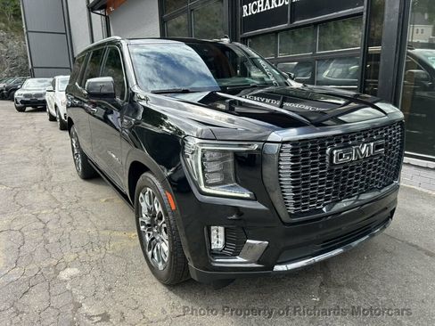 Used 2023 GMC Yukon Denali Ultimate AWD/4WD image 7