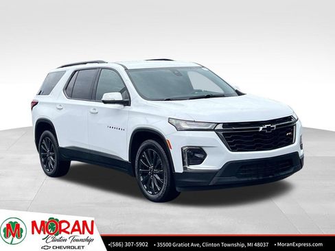 Certified 2023 Chevrolet Traverse RS w/ LPO, Floor Liner Package FWD image 7