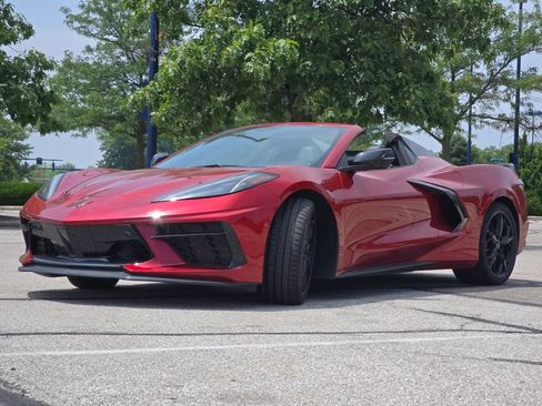Used 2021 Chevrolet Corvette Stingray Preferred Conv w/ Z51 Performance Package RWD image 12