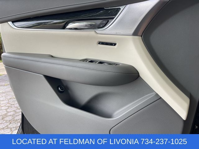 Certified 2024 Cadillac XT6 Premium Luxury w/ Technology Package AWD/4WD image 23