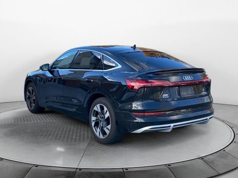 Used 2022 Audi e-tron Premium Plus image 5