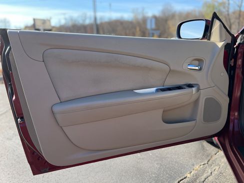 Used 2012 Chrysler 200 Touring image 24