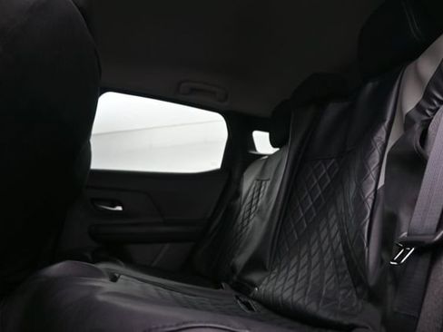 Used 2025 Nissan Kicks SV FWD image 12