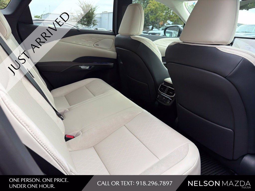 Used 2025 Lexus RX 350 AWD w/ Convenience Package image 6