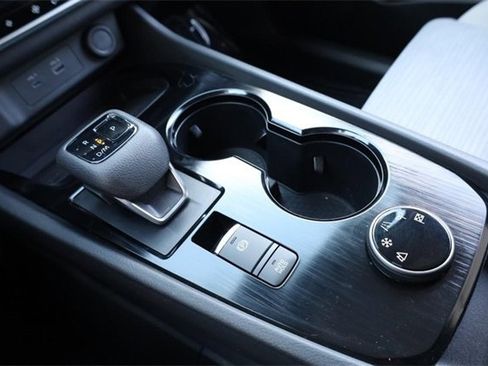 Certified 2023 Nissan Rogue SV image 15