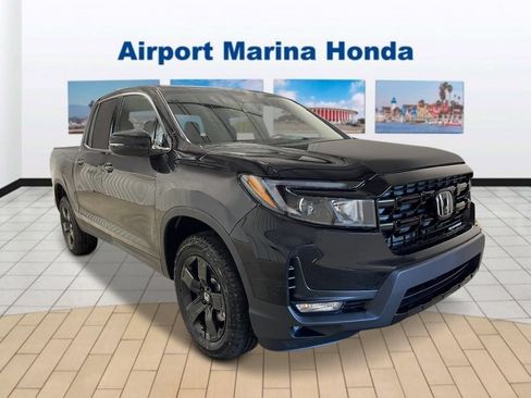 New 2026 Honda Ridgeline Black Edition image 8