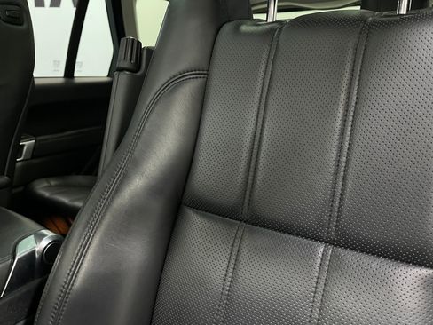 Used 2015 Land Rover Range Rover Supercharged image 17