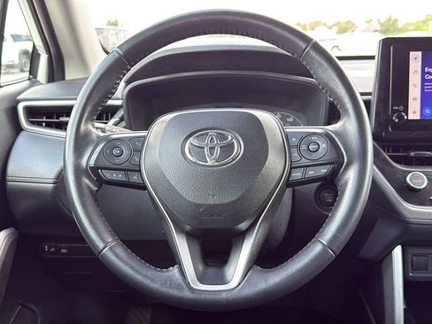 Used 2024 Toyota Corolla Cross LE AWD/4WD image 19