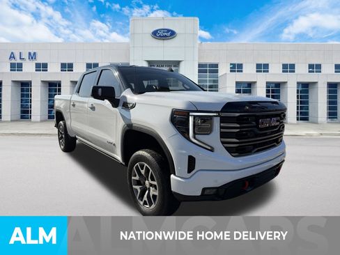 Used 2025 GMC Sierra 1500 AT4 w/ Technology Package image 5