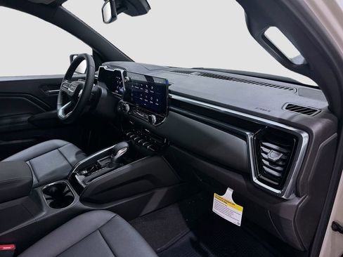 New 2026 GMC Canyon Elevation RWD image 30