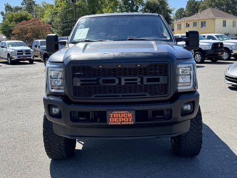 Used 2015 Ford F250 XLT w/ XLT Value Package AWD/4WD image 2