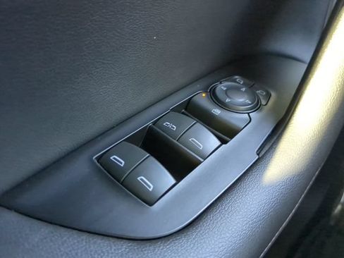 Used 2019 Chevrolet Blazer Premier w/ Sun and Wheels Package FWD image 30
