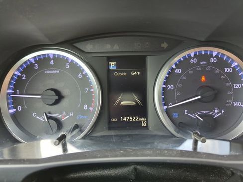 Used 2019 Toyota Highlander LE AWD/4WD image 20