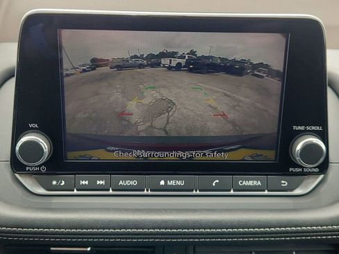Used 2023 Nissan Rogue SV AWD/4WD image 14