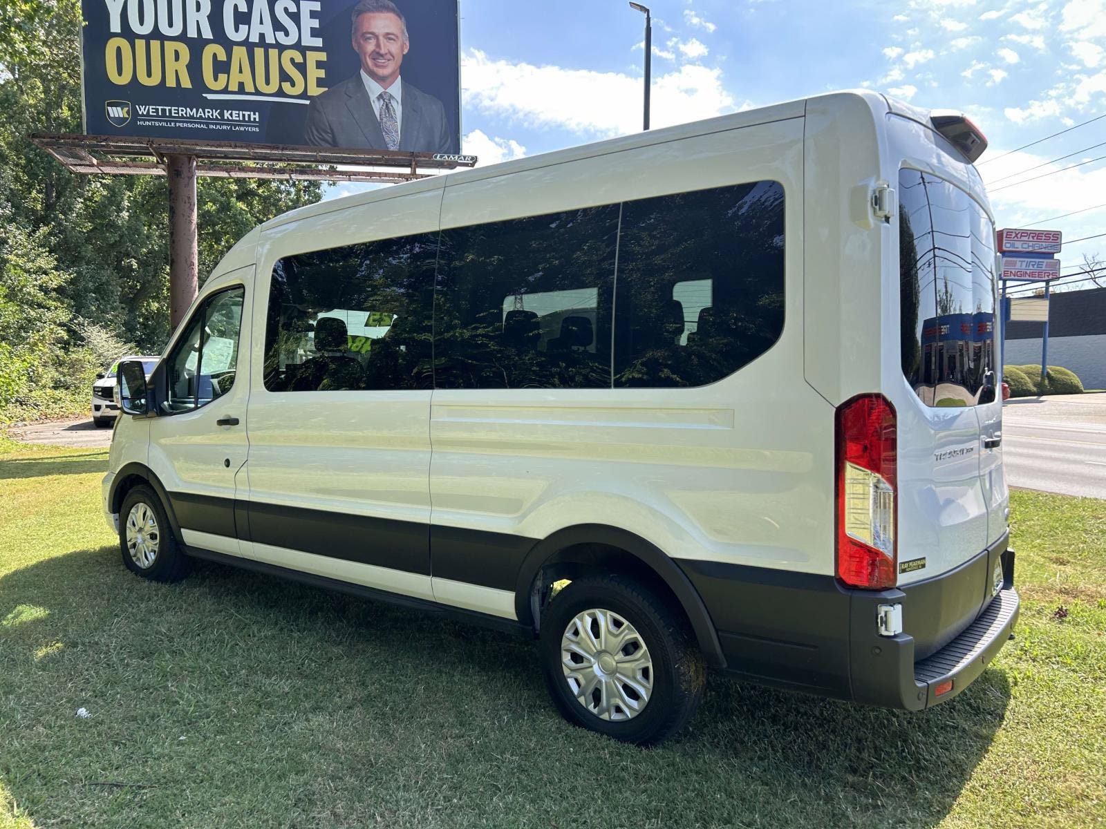 Used 2025 Ford Transit 350 XLT RWD image 7
